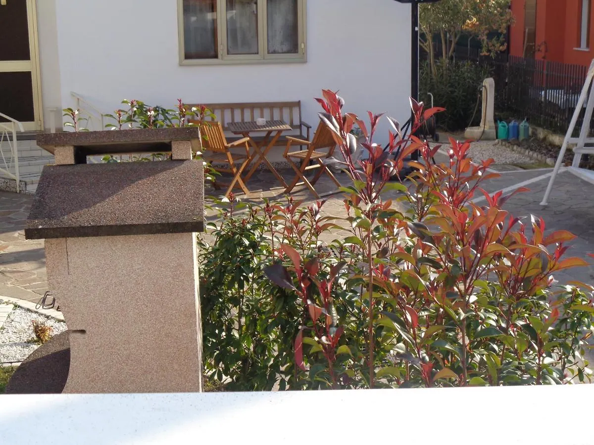 Apartment Ferienwohnung Casa Di Chiara Vicino Venezia E Aeroporto Vce Campalto Italien