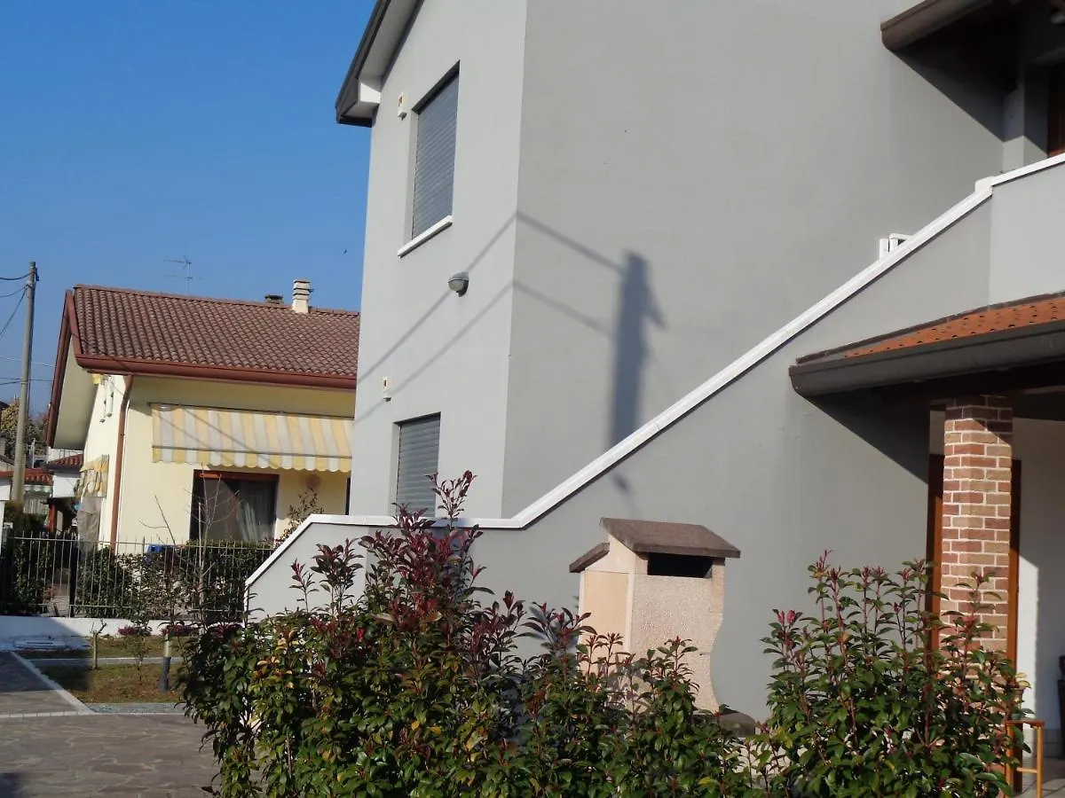 Casa Di Chiara Vicino Venezia E Aeroporto Vce Apartment Campalto